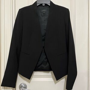 Theory NWOT Black Lanai Urban Blazer Sz 00